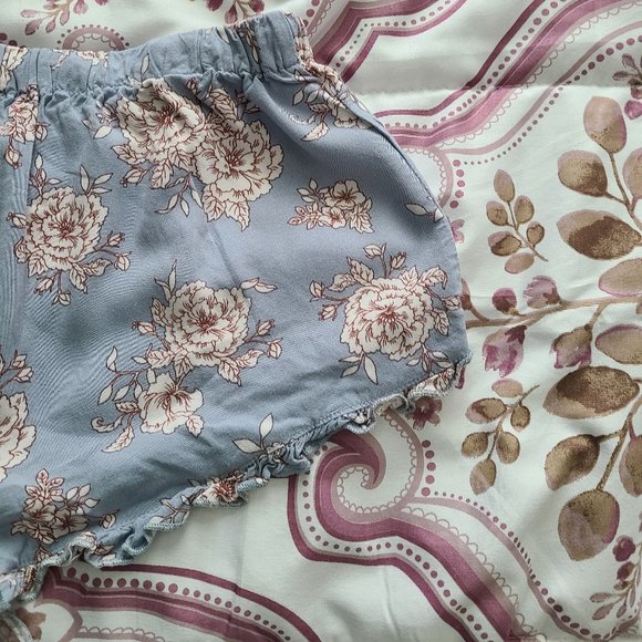 Forever21 Floral Pajama Shorts - Picture 11 of 14